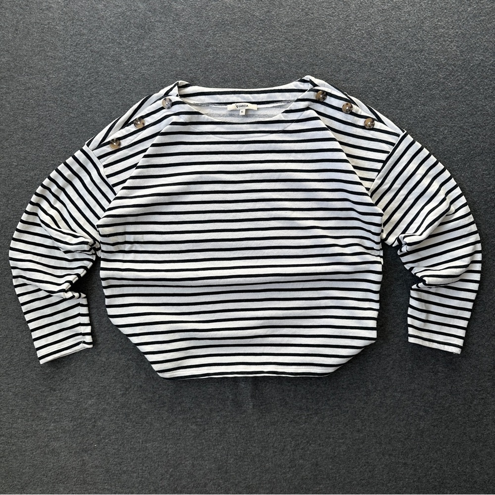 Garcia Black and White Striped longsleeve Top